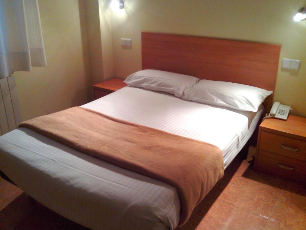 Hotel Rc Ramon Y Cajal Cuenca  Zimmer foto