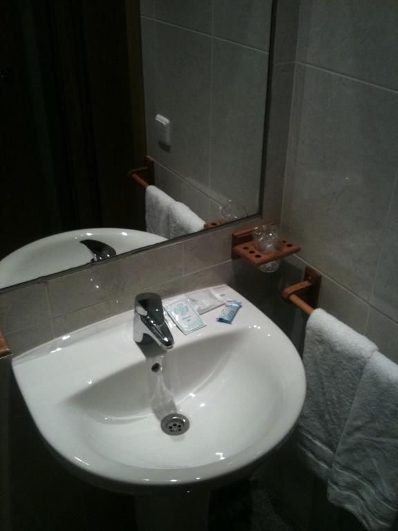 Hotel Rc Ramon Y Cajal Cuenca  Zimmer foto